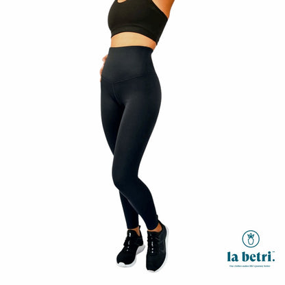 La Betri's Joey Pouch Leggings: Your Perfect Everyday Athleisure Companion - The Ideal Model Community